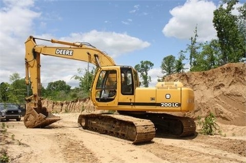 Hydraulic Excavator Deere 200 LC