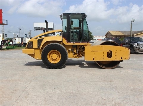 Compactadora Vibratoria Caterpillar CS-583E seminueva en venta Ref.: 1447348240099772 No. 2