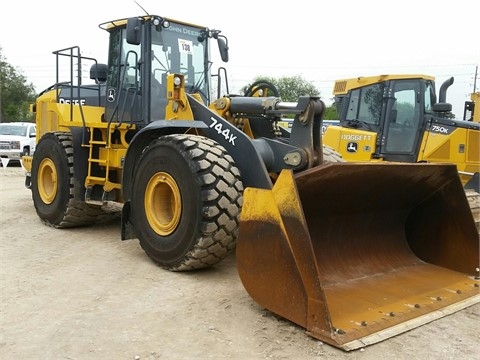 Wheel Loaders Deere 744K