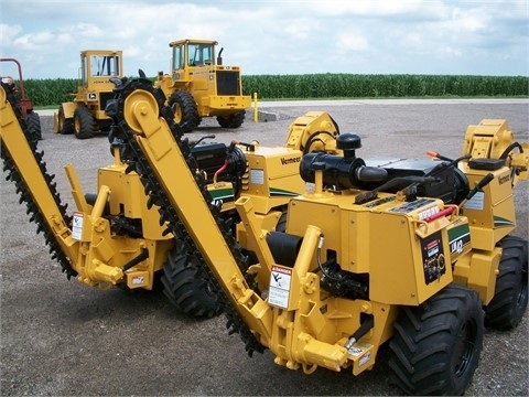 Trencher Vermeer LM42