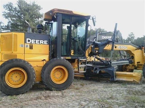 Motor Graders Deere 670G