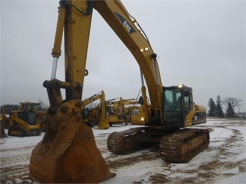 Excavadoras Hidraulicas Caterpillar 330CL seminueva en venta Ref.: 1450201632935917 No. 2