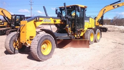 Motor Graders Deere 670G