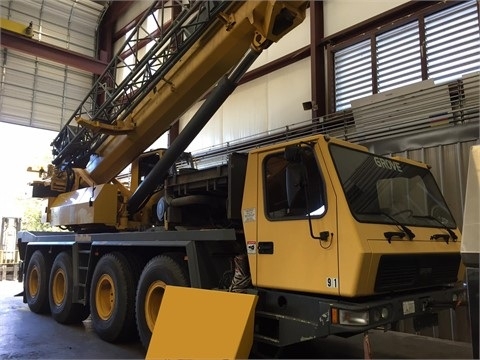 Cranes Grove GMK4090