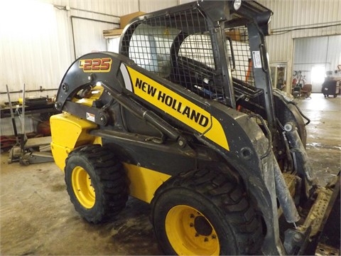 Minicargadores New Holland L225 usada de importacion Ref.: 1455840376914812 No. 4