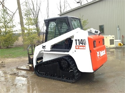 Miniloaders Bobcat T140