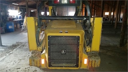 Minicargadores Deere 325 de segunda mano Ref.: 1460481976624694 No. 4