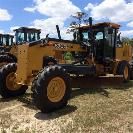 Motor Graders Deere 670G