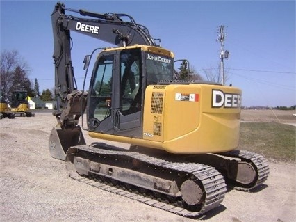 Excavadoras Hidraulicas Deere 135D de segunda mano a la venta Ref.: 1464193319310669 No. 4