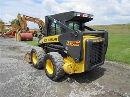 Minicargadores New Holland L175 en venta Ref.: 1464724582648339 No. 3