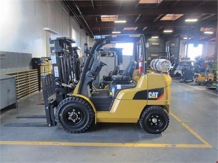 Freightelevator Caterpillar P8000
