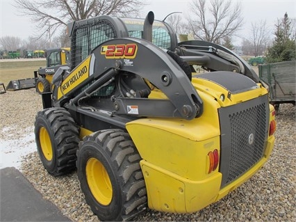 Minicargadores New Holland L230 en venta Ref.: 1465326238162841 No. 4