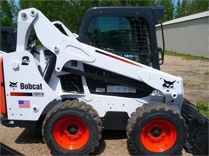 Minicargadores Bobcat S590