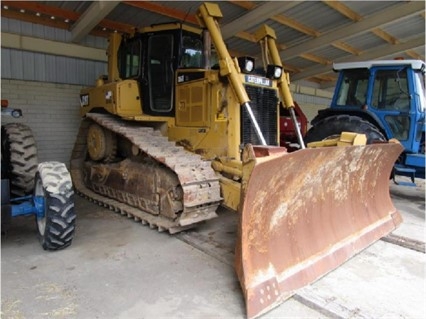 Dozers/tracks Caterpillar D6T