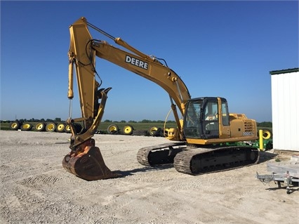 Hydraulic Excavator Deere 200C