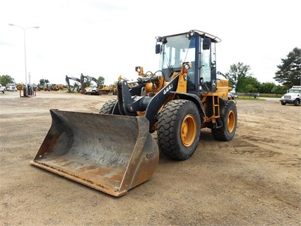 Cargadoras Sobre Ruedas Deere 444J