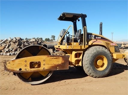 Compactadora Vibratoria Caterpillar CS-563E