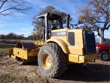 Compactadora Vibratoria Caterpillar CS-563D