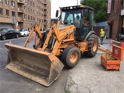 Backhoe Loaders Case 590SM