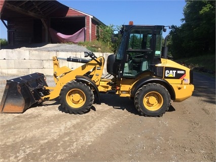 Cargadoras Sobre Ruedas Caterpillar 908H