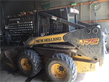 Minicargadores New Holland L175 en optimas condiciones Ref.: 1474559175036074 No. 4