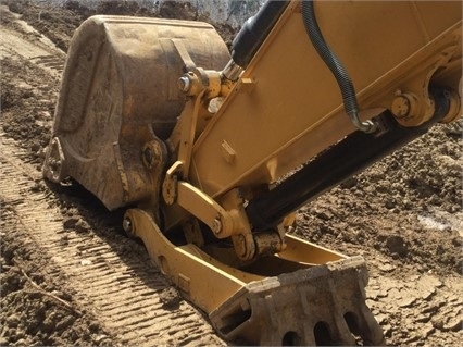 Excavadoras Hidraulicas Caterpillar 320DL usada a la venta Ref.: 1474571143741356 No. 4