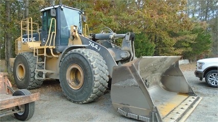 Wheel Loaders Deere 744J