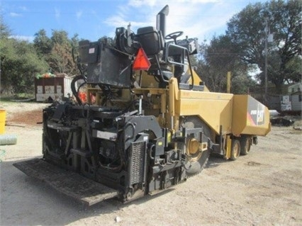 Pavers Caterpillar AP-600D