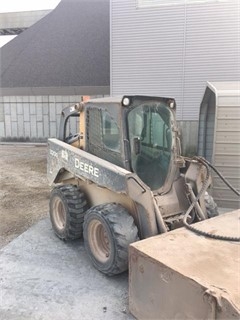 Miniloaders Deere 320