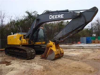 Hydraulic Excavator Deere 270D LC