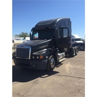 Tractor Truck Freightliner CENTURY 120