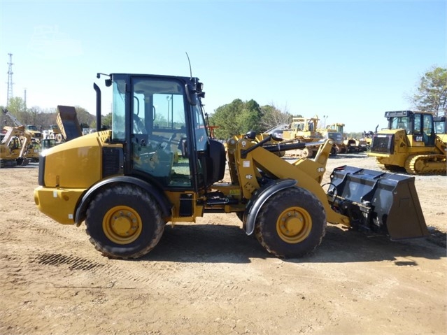 Wheel Loaders Caterpillar 906