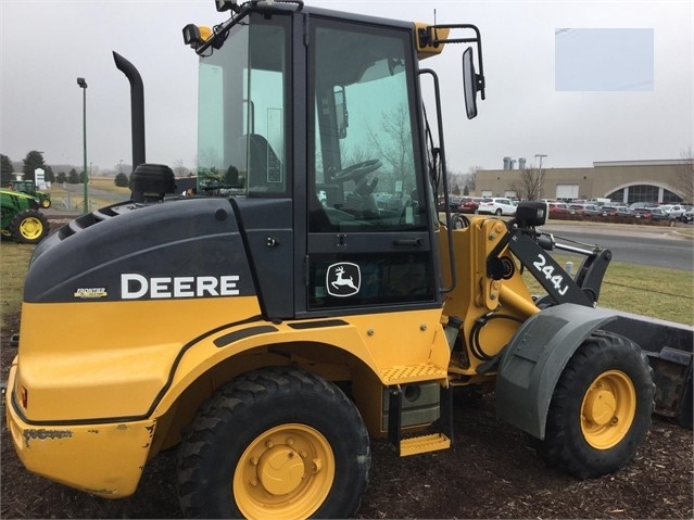 Cargadoras Sobre Ruedas Deere 244J de importacion a la venta Ref.: 1491418149394378 No. 3