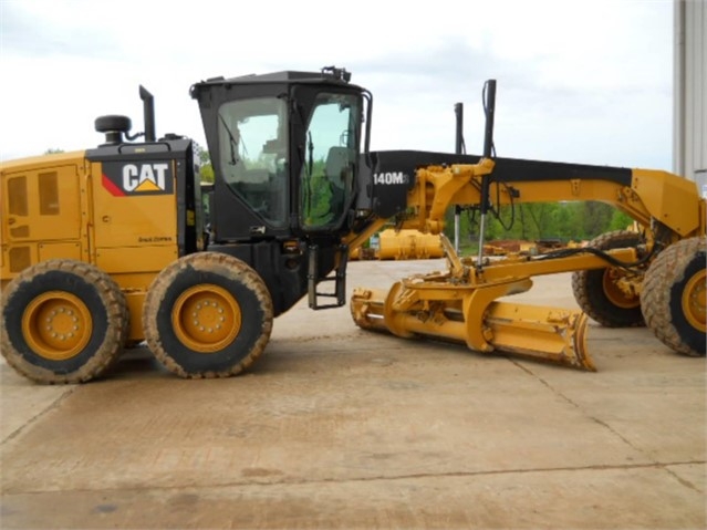 Motoconformadoras Caterpillar 140M de medio uso en venta Ref.: 1492626285469195 No. 4