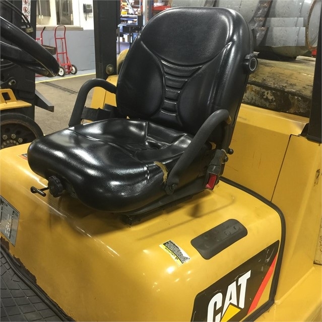 Montacargas Caterpillar GC70K usada a la venta Ref.: 1492630331065671 No. 2