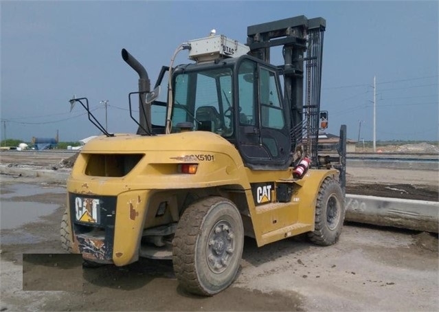 Freightelevator Caterpillar P30000