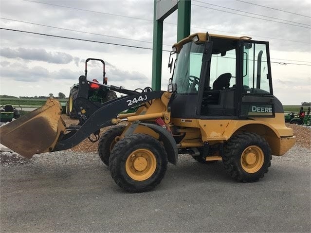 Wheel Loaders Deere 244J