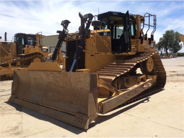 Dozers/tracks Caterpillar D6T