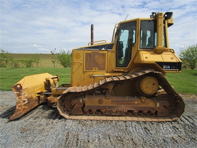 Dozers/tracks Caterpillar D5N