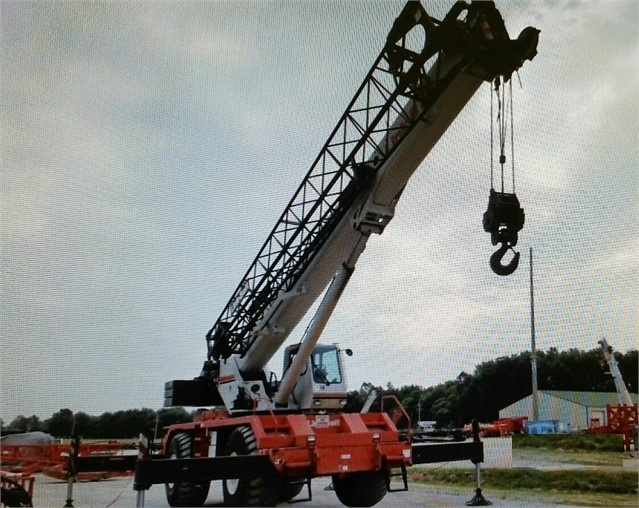 Cranes Link-belt RTC-8090