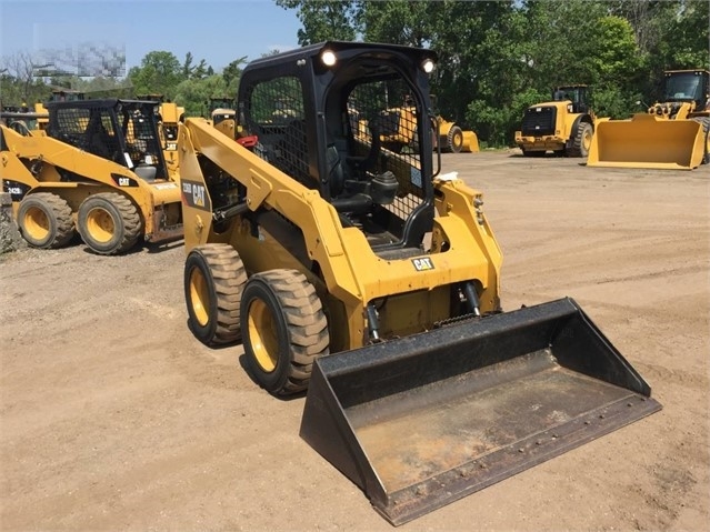 Miniloaders Caterpillar 236