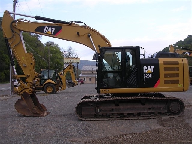 Hydraulic Excavator Caterpillar 320EL