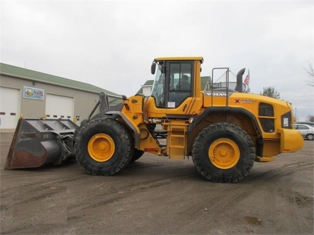 Cargadoras Sobre Ruedas Volvo L110G de medio uso en venta Ref.: 1499719802871360 No. 2