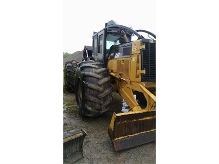 Forestales Maquinas Caterpillar 545C de segunda mano Ref.: 1500503915080903 No. 2