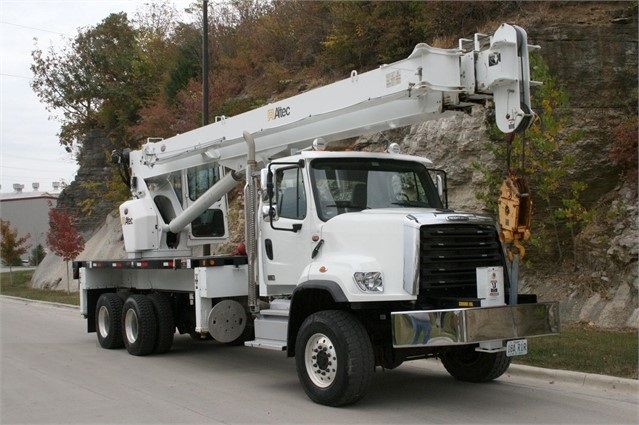 Cranes Altec AC26-103