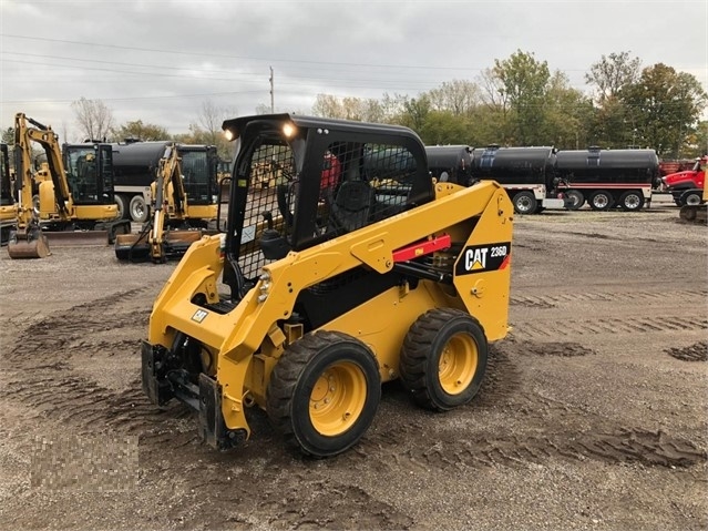 Miniloaders Caterpillar 236