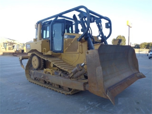 Tractores Sobre Orugas Caterpillar D6T en venta Ref.: 1510855319858567 No. 3