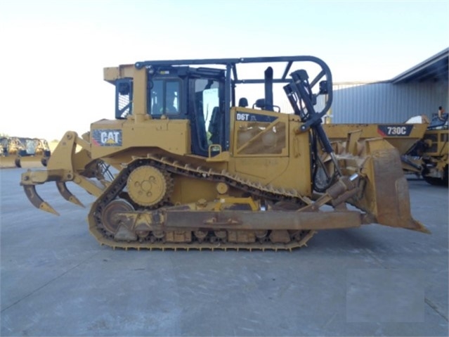 Tractores Sobre Orugas Caterpillar D6T en venta Ref.: 1510855319858567 No. 4