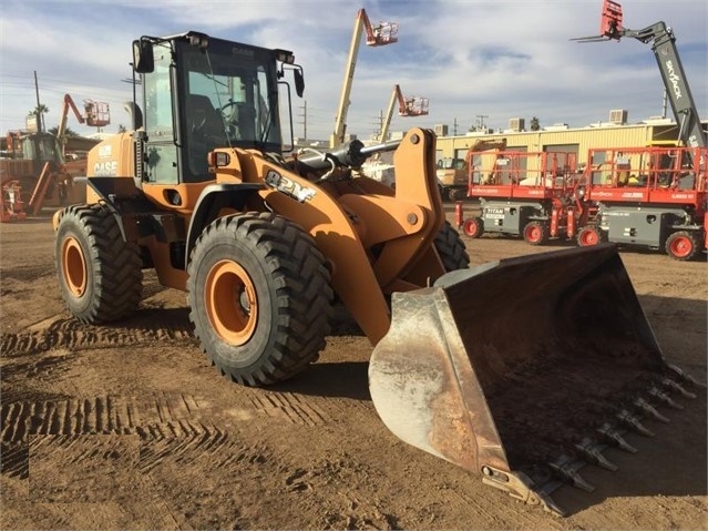 Wheel Loaders Case 821F