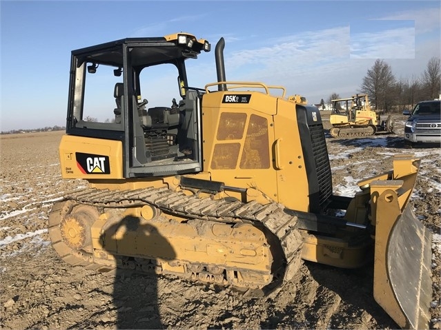 Dozers/tracks Caterpillar D5K